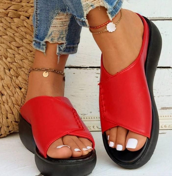 Front view of Flat Sandals for Women Fashion Breathable Summer Slip-On 