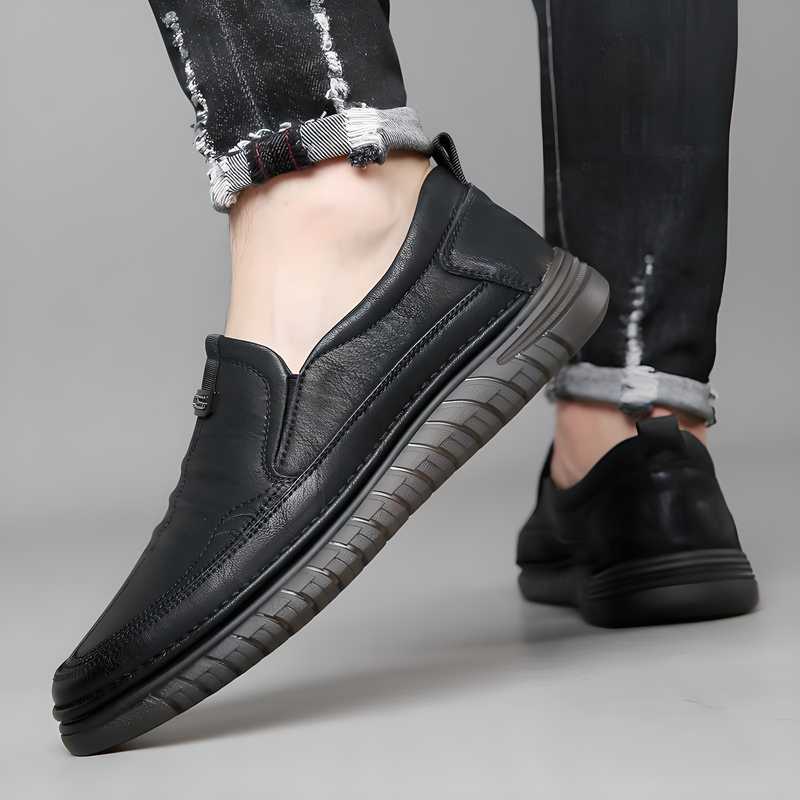 Men's trendy black casual shoes with synthetic outer and PVC sole"