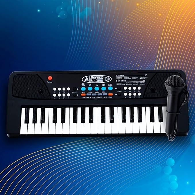 37 keys piano keyboard toy featuring a microphone, USB power cable, and sound recording function, an analog portable keyboard designed for children's musical play