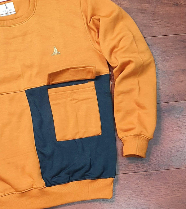 Men's fleece color block full sleeves sweatshirt with round neck.