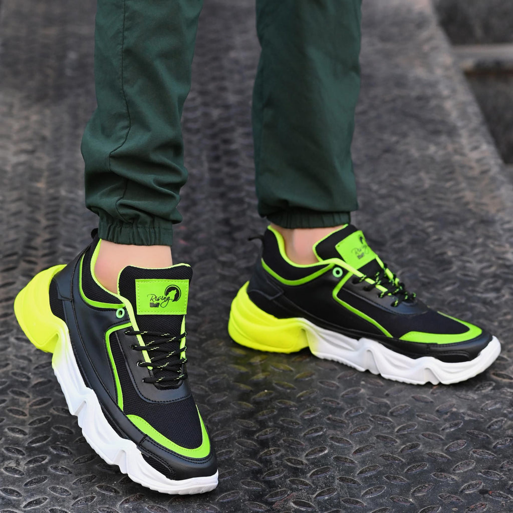 Men's green synthetic sports shoes with Airmix sole