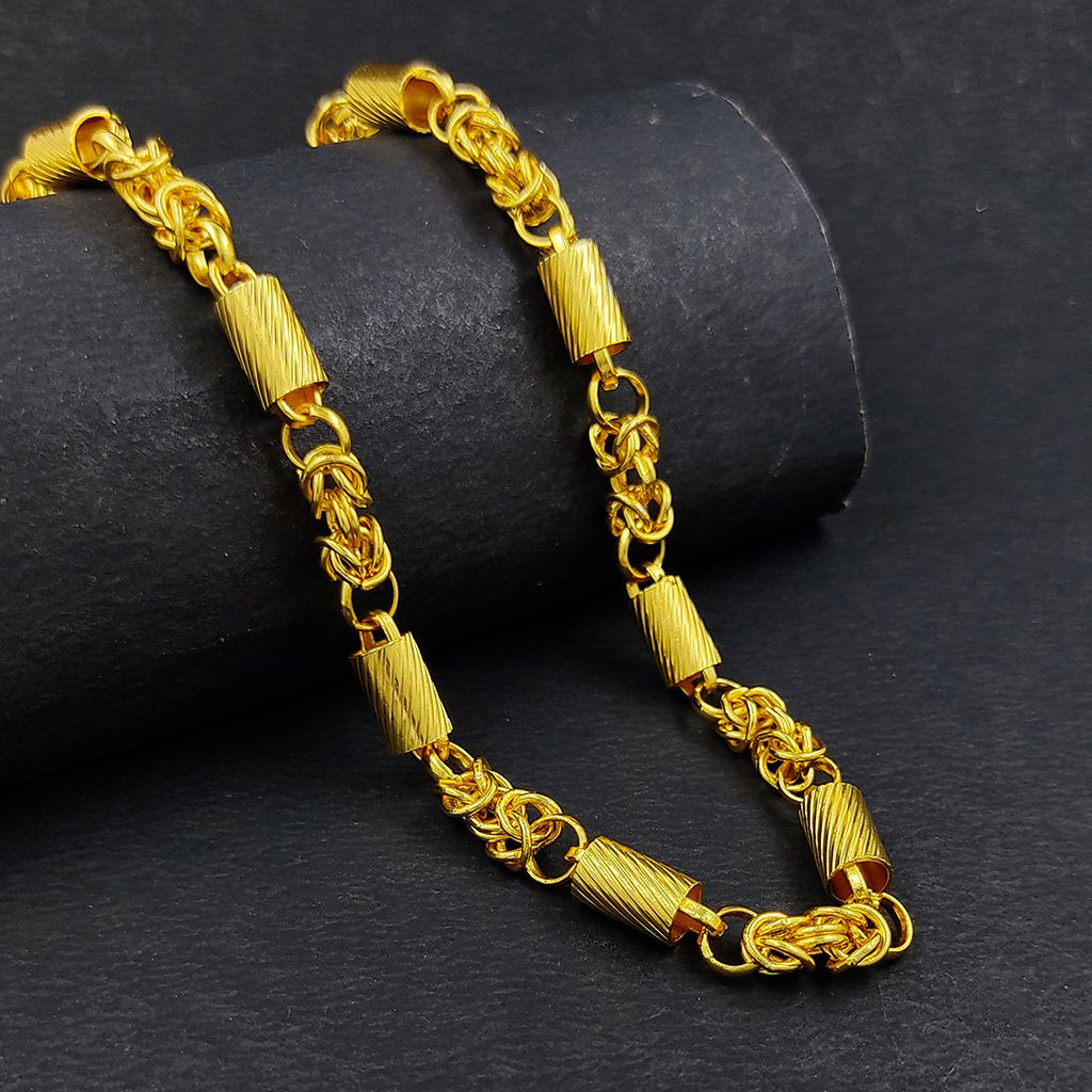 Latest Brass Gold Plated Chain featuring a classic chain link design with high-quality gold plating. Available in 18 inches, 20 inches, and 24 inches, this lightweight and comfortable chain includes a secure lobster clasp, offering a luxurious and timeless appeal perfect for both casual and formal wear.