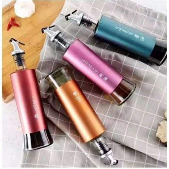 Kitchen Oil Dispenser for Effortless Pouring